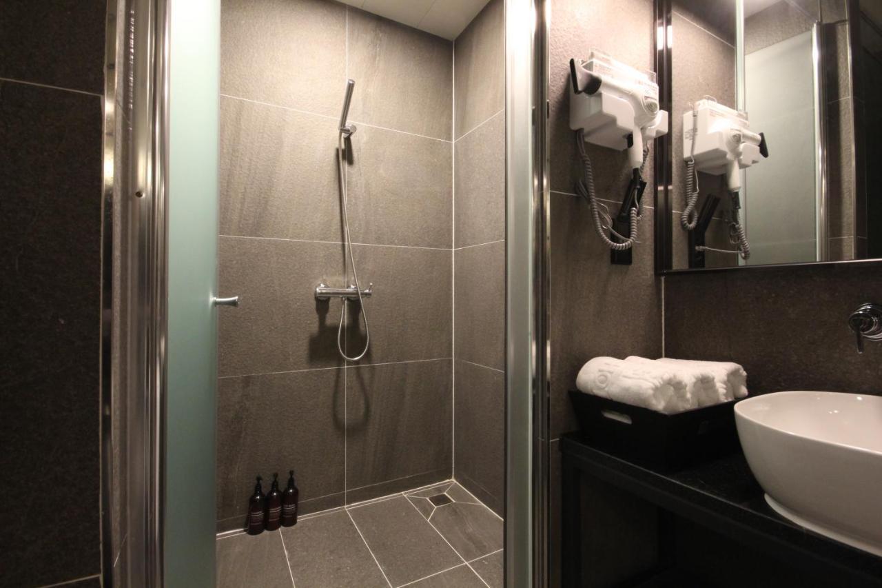 ג'אונג'ו Hotel Eco Stay מראה חיצוני תמונה