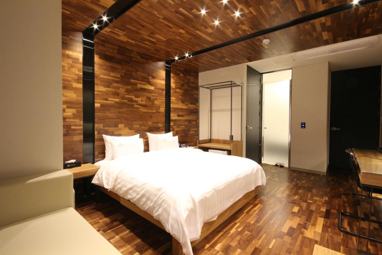 ג'אונג'ו Hotel Eco Stay מראה חיצוני תמונה